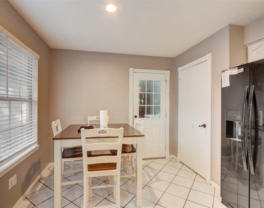 9910 Willmont Road - Photo Thumbnail 13
