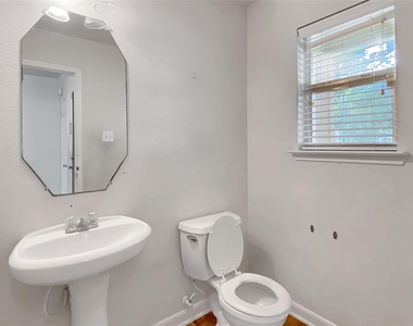 2614 Skyview Knoll Court - Photo Thumbnail 6
