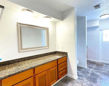 316 Rabbit Trail - Photo Thumbnail 12