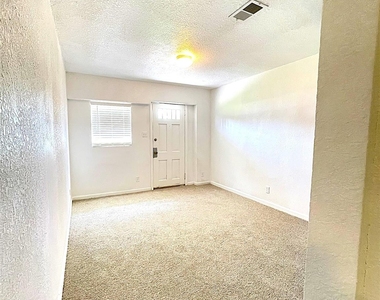 316 Rabbit Trail - Photo Thumbnail 17