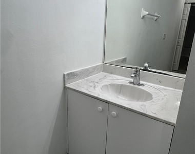 1543 Hightower Avenue S - Photo Thumbnail 13