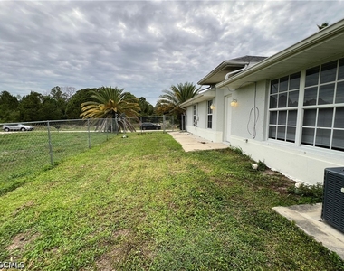 1543 Hightower Avenue S - Photo Thumbnail 2