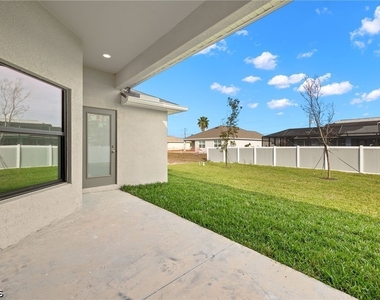 2208 Nelson Road N - Photo Thumbnail 17