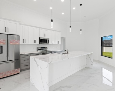 2208 Nelson Road N - Photo Thumbnail 5