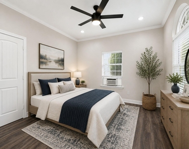 514 Gregg Street - Photo Thumbnail 20