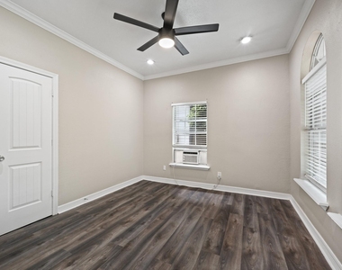 514 Gregg Street - Photo Thumbnail 19