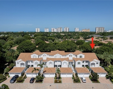 8420 Excalibur Circle - Photo Thumbnail 3