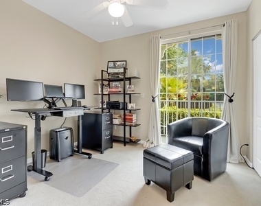 1117 Sweetwater Lane - Photo Thumbnail 10