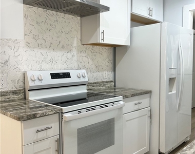 1428 Se 20th Avenue - Photo Thumbnail 16