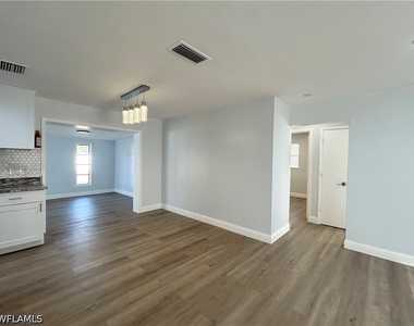 1428 Se 20th Avenue - Photo Thumbnail 11
