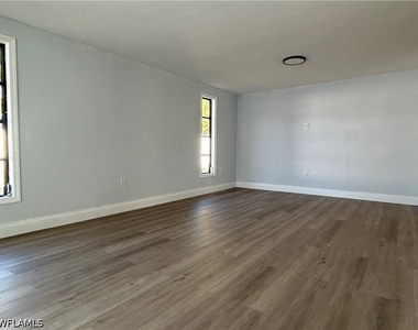1428 Se 20th Avenue - Photo Thumbnail 33