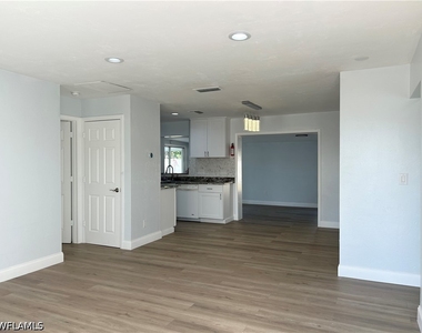1428 Se 20th Avenue - Photo Thumbnail 9