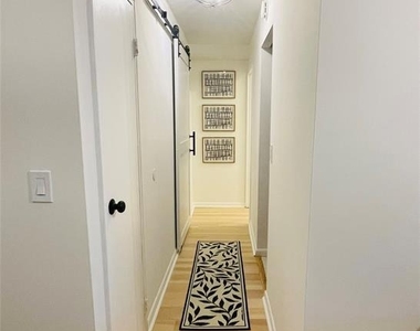 307 Prospect - Photo Thumbnail 3