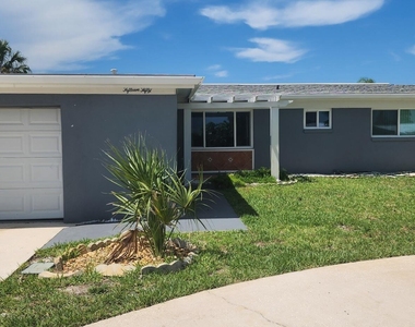 1550 W Central Avenue - Photo Thumbnail 1