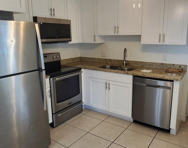 1550 W Central Avenue - Photo Thumbnail 16