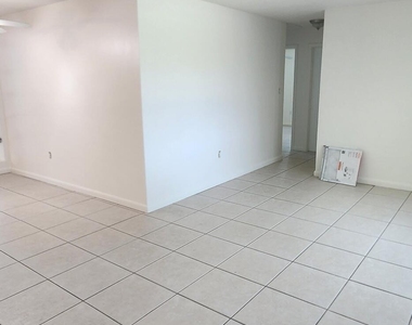 1550 W Central Avenue - Photo Thumbnail 7