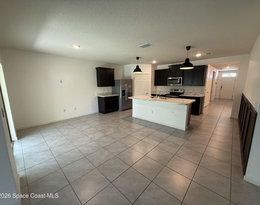 4422 Talbot Boulevard - Photo Thumbnail 4