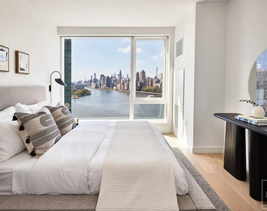 Halletts Point, Long Island City, Ny 11102 - Photo Thumbnail 2
