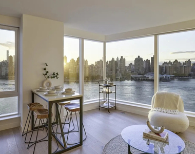 Halletts Point, Long Island City, Ny 11102 - Photo Thumbnail 3