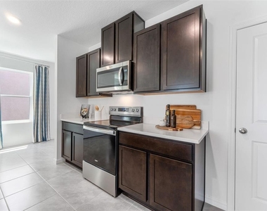 7181 Broad River Avenue - Photo Thumbnail 13