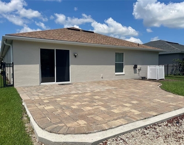 5313 Cordgrass Bend Lane - Photo Thumbnail 15