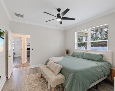 1311 W Washington Street - Photo Thumbnail 8