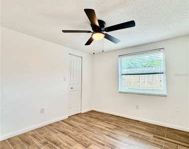 7201 Daggett Terrace - Photo Thumbnail 21