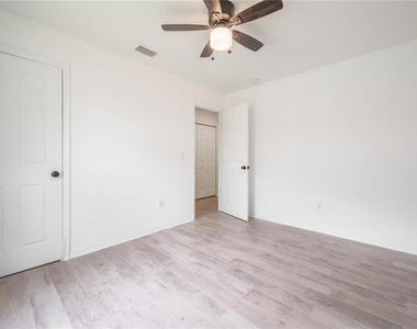 1508 E Jean Street - Photo Thumbnail 32