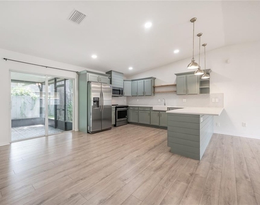 1508 E Jean Street - Photo Thumbnail 10