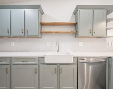 1508 E Jean Street - Photo Thumbnail 13