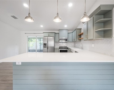 1508 E Jean Street - Photo Thumbnail 17