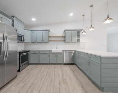 1508 E Jean Street - Photo Thumbnail 12