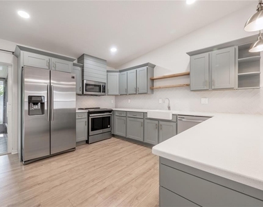 1508 E Jean Street - Photo Thumbnail 16