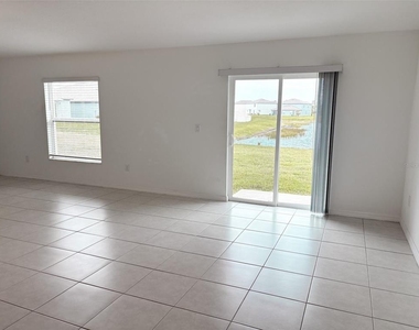 5487 Blue Azure Drive - Photo Thumbnail 2