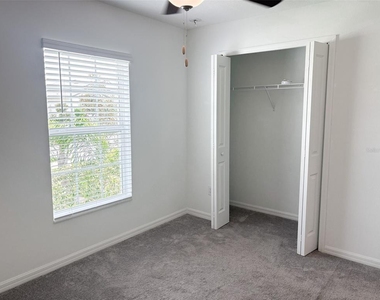 5487 Blue Azure Drive - Photo Thumbnail 20