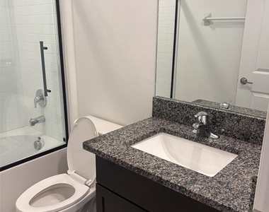 5487 Blue Azure Drive - Photo Thumbnail 21