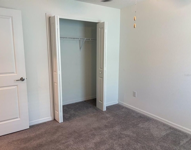 5487 Blue Azure Drive - Photo Thumbnail 15