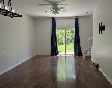 20405 Harvest Oak Court - Photo Thumbnail 8