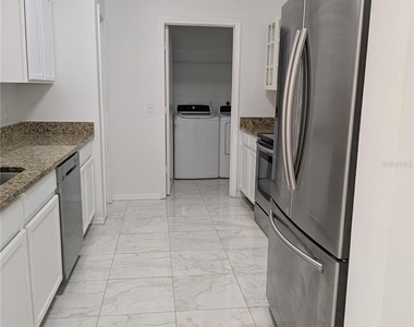 20405 Harvest Oak Court - Photo Thumbnail 4