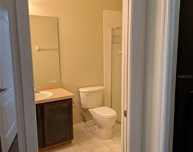 20405 Harvest Oak Court - Photo Thumbnail 10