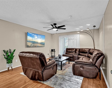 14466 Reuter Strasse Circle - Photo Thumbnail 3