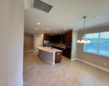 345 Villa Corte Drive - Photo Thumbnail 15