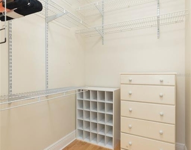 1050 Starkey Road - Photo Thumbnail 24