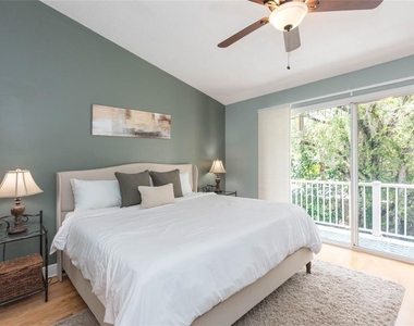 1050 Starkey Road - Photo Thumbnail 27