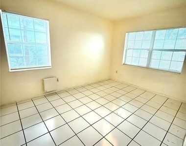 1931 7th Street S - Photo Thumbnail 4