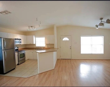 1717 W Nassau Street - Photo Thumbnail 1