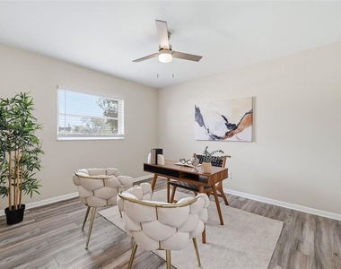 2327 W Knollwood Place - Photo Thumbnail 20