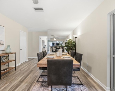 2327 W Knollwood Place - Photo Thumbnail 12