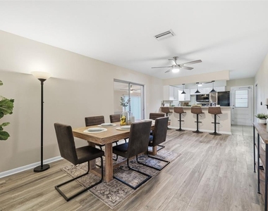 2327 W Knollwood Place - Photo Thumbnail 15