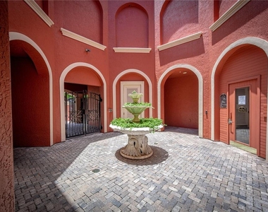 2724 Via Murano - Photo Thumbnail 18